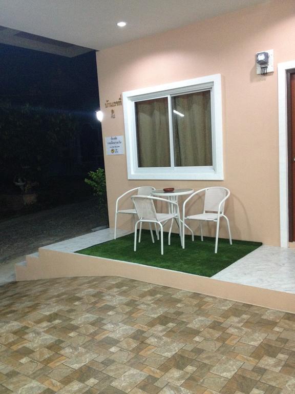 Apartments Baanlaktee 9 Plage de Kata Extérieur photo